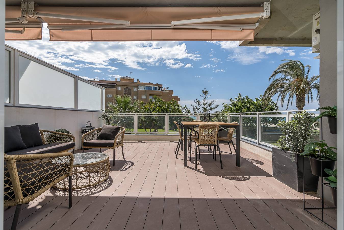 Appartement entier, S H Hesperides´s garden beach D in Churriana, Malaga