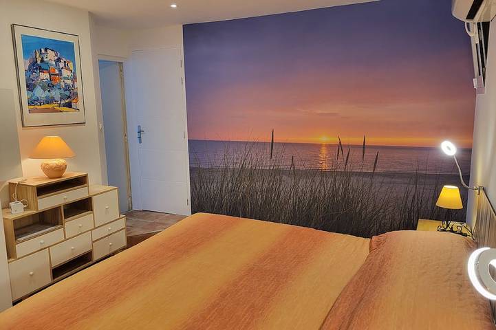 Appartement entier, Porticcio: T2 de 45m2, terrasse, plage à pied, grand lit en 180 cm, wifi (fibre) in Porticcio, Grosseto-Prugna