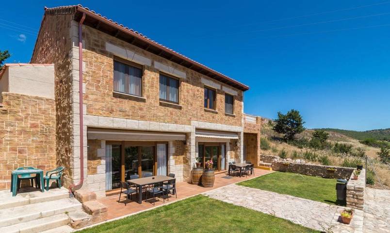 Casa rural para 5 personas, con Terraza además de Jardín y Vistas en Provincia de Guadalajara
