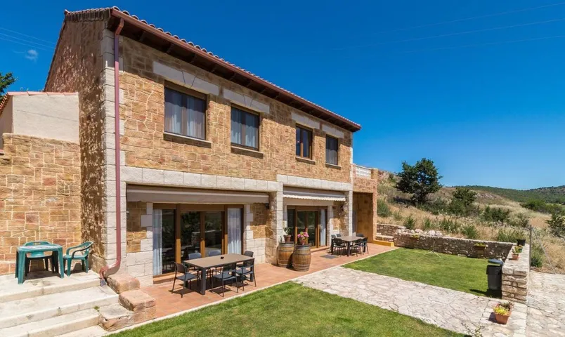 Country house for 5 people, with view and garden - 1