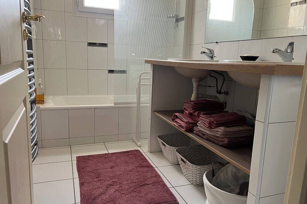 Luxurious  villa  offers a breathtaking 200° open view of the Luberon in Saint-Saturnin-lès-Apt, Parc naturel régional du Luberon