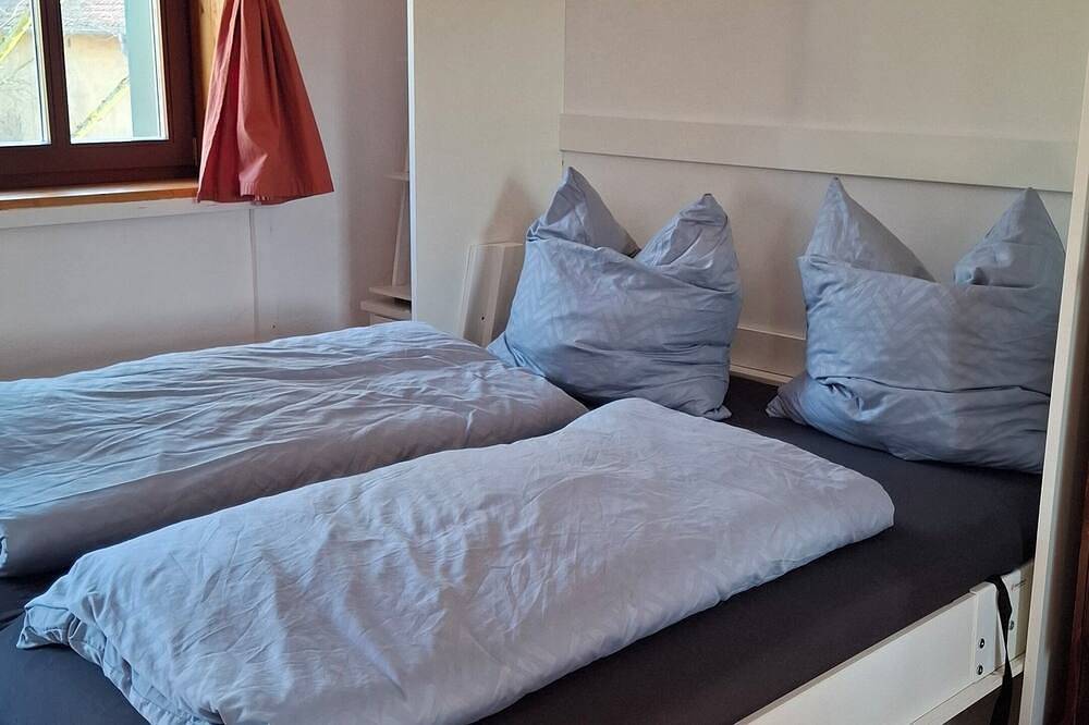 Ganze Wohnung, Gemütliches 1-Zimmer-Appartment mit Balkon in Markkleeberg, Leipziger Neuseenland