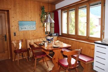 Gîte pour 5 personnes, avec jardin et terrasse à Davos
