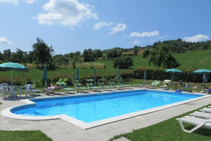 Ferienhaus für 2 Personen, mit Garten und Pool
