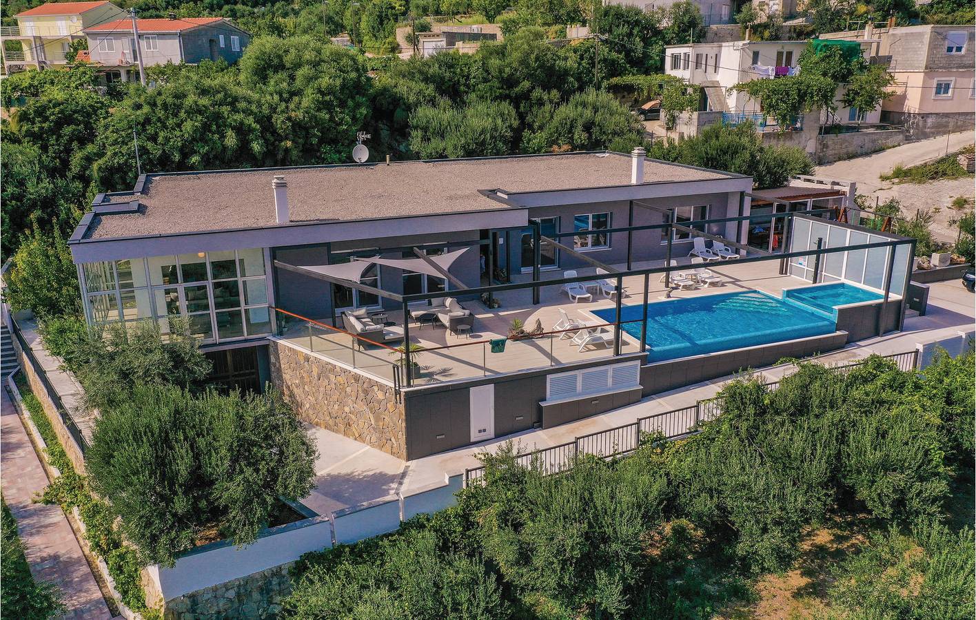Ferienhaus für 16 Personen mit Terrasse in Kastel Stari, Kaštela