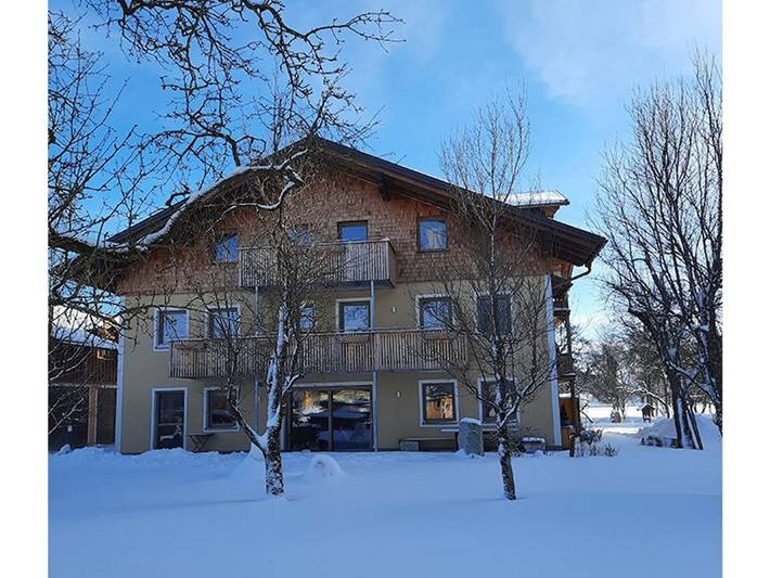 Ferienwohnung für 4 Personen, mit Balkon und Garten sowie Seeblick in Sankt Lorenz