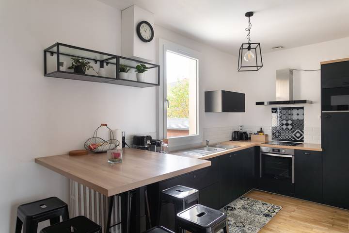 La Maison du Sud - 4km de la Gare in Saint-Jacques-de-la-Lande, Région de Rennes