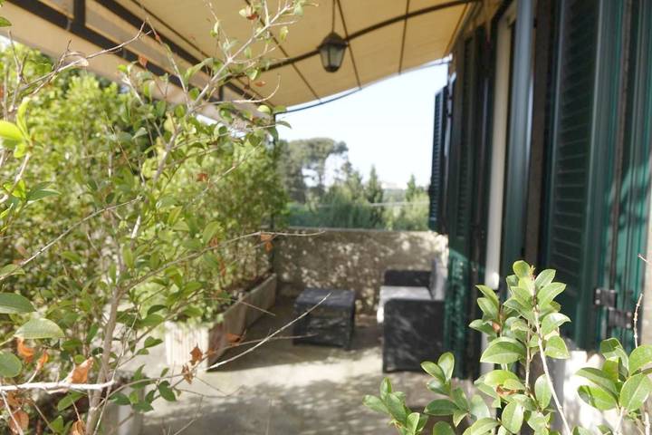 Chambre d’hôte pour 3 personnes, avec jardin ainsi que piscine et jacuzzi à Lecce - 4