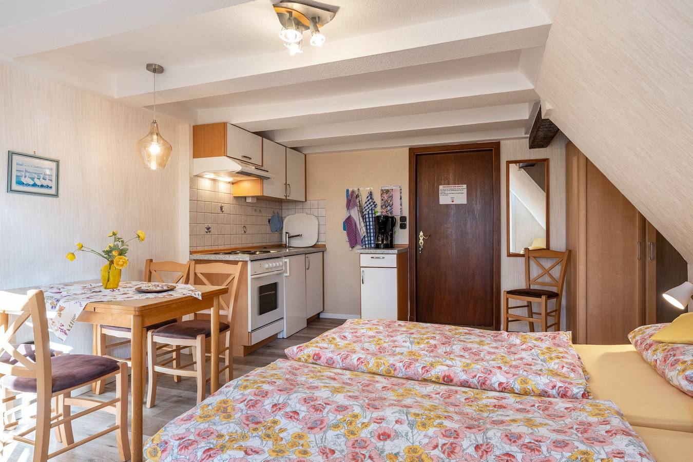Ganze Wohnung, Ferienwohnung 'Krabbe' mit Privatterrasse, Gemeinschaftsgarten und Wi-Fi in Schülp, Eider-Treene-Sorge