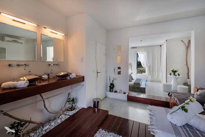 Maison d’hôte pour 2 personnes, avec jardin et piscine ainsi que sauna et jacuzzi à Saint-Laurent-d'Aigouze - 4