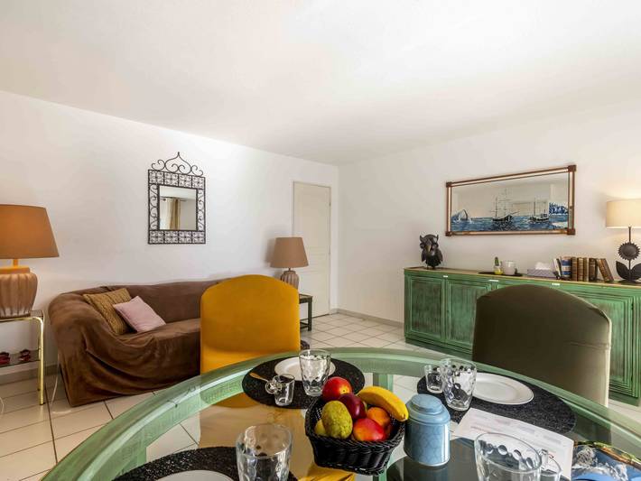 Gîte pour 4 personnes, avec terrasse dans Boulouris - 3