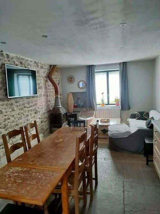 Four-Bedroom House in Saint-Julien-de-Coppel, Parc Naturel Régional Livradois-Forez