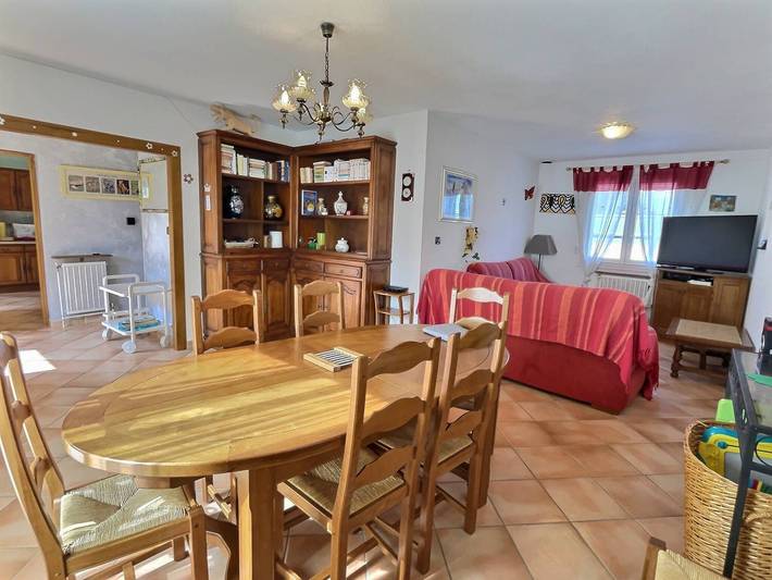 Gîte pour 8 personnes, avec jardin et piscine à Vendres - 3