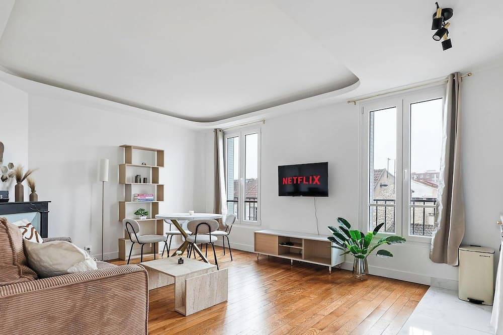 Entire apartment, Prestige et sérénité à proximité de Paris in Ivry-sur-Seine, Val-de-Marne