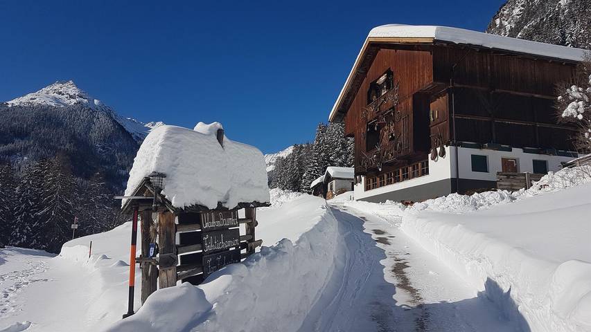 Bauernhaus für 4 Personen mit Garten in Hohe Tauern, Sankt Jakob in Defereggen