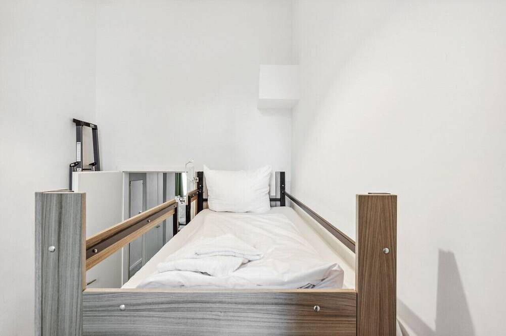 Ganze Wohnung, Schöne 2-Zi-Wohnung in Charlottenburg in Charlottenburg Berlin, Berlin