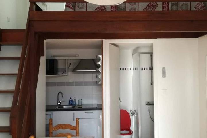 Gîte pour 3 personnes, avec terrasse dans Office De Tourisme De La Faute Sur Mer - 4