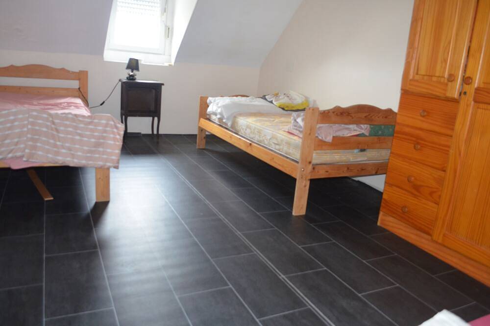 Appartement entier, Duplex sur 2 étages 2 chambres ,  à 5mn à pieds de port Guillaume. in Dives-sur-Mer, Région de Lisieux