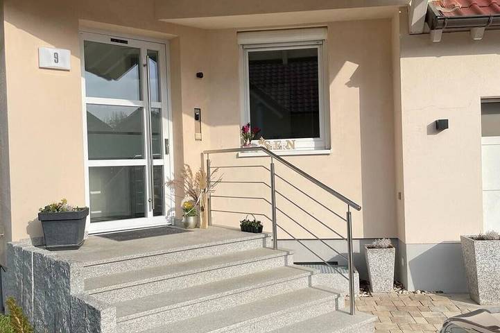 Ganze Wohnung, Schöne Wohnung zur Miete auf Zeit oder als Ferienwohnung für mind. 3 Nächte. in Niederkirchen bei Deidesheim, Pfälzer Rheinebene