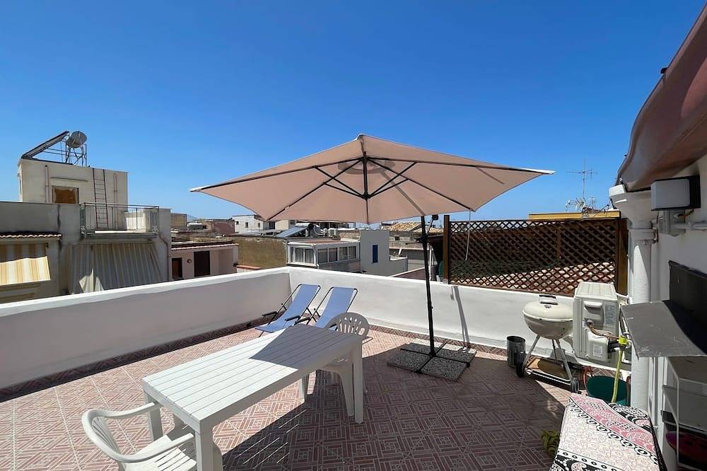 Apartamento entero, Appartement en Sicile Près de la mer Pour 1-6 Personnes Avec Terrasse et Wifi in Balestrate, Provincia de Palermo