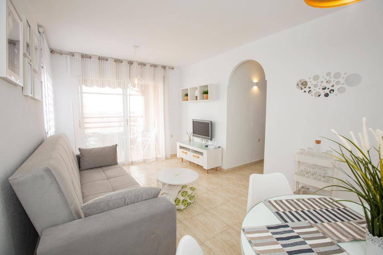 Apartamento entero, Apartment with Terrace in Dehesa de Campoamor, Orihuela