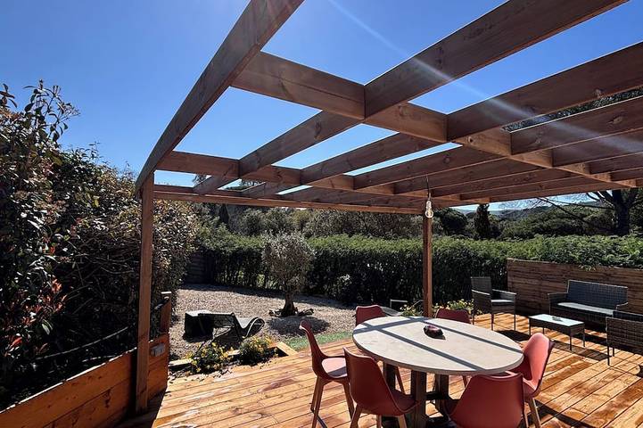 Chalet pour 6 personnes, avec piscine à Gassin
