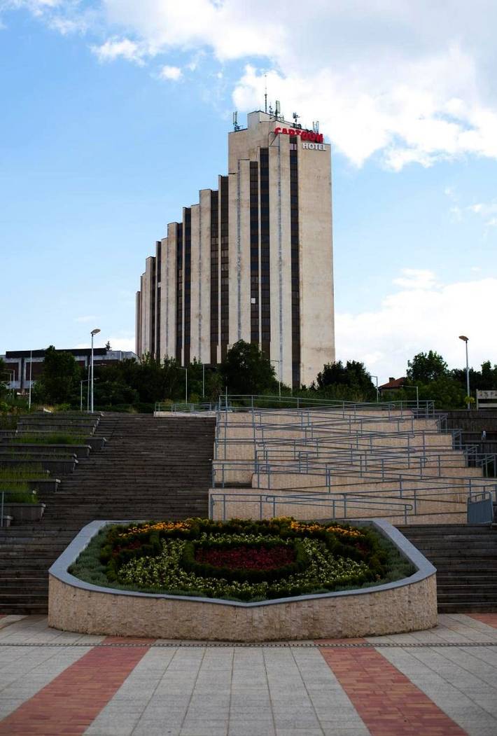 Hôtel pour 2 personnes, avec Jacuzzi ainsi que Jardin et Vue à Razgrad