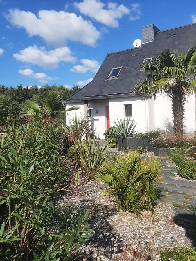 Location de vacances pour 10 personnes, avec jardin ainsi que piscine et terrasse à Larmor-Baden - 4