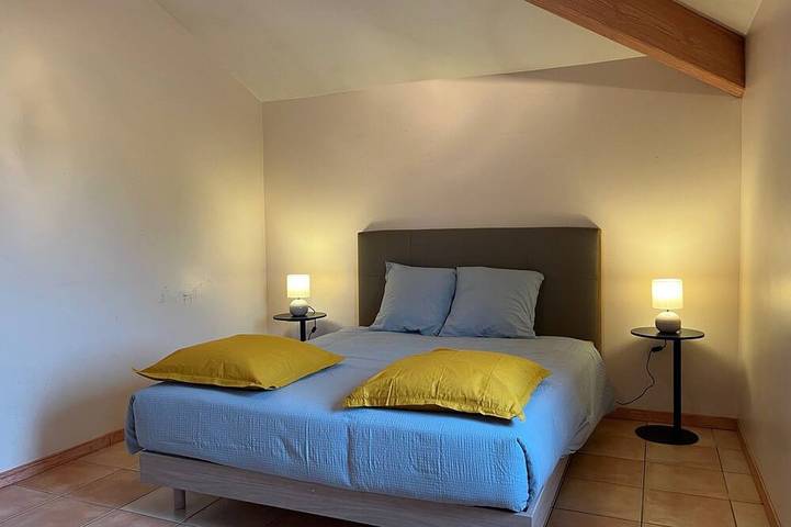 Location de vacances pour 6 personnes, avec Jardin et Piscine à Lafrançaise - 3