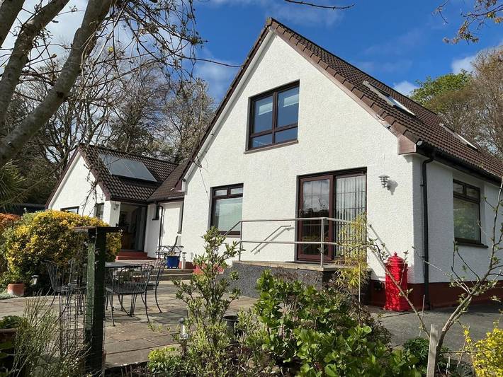 Location de vacances pour 2 personnes, avec vue et jardin dans Kyle of Lochalsh