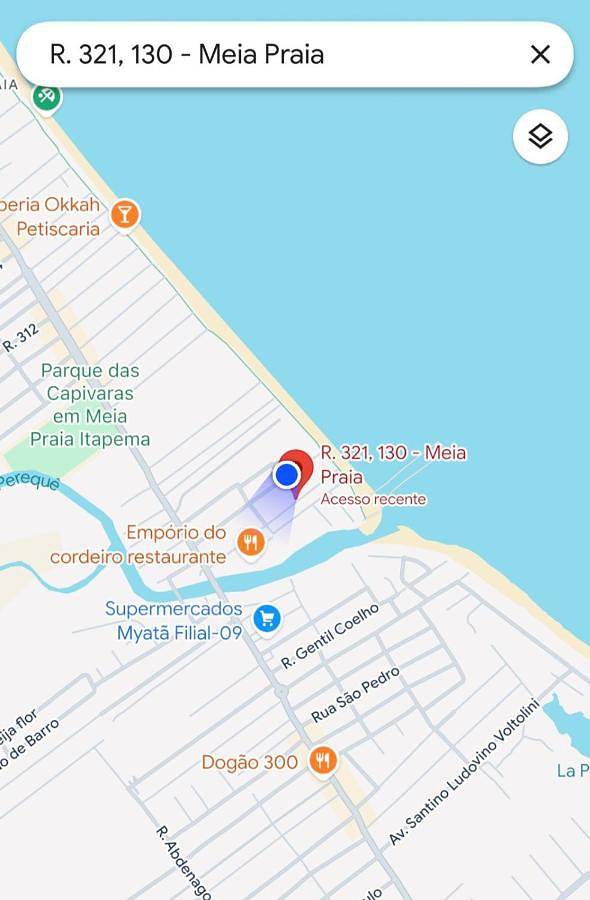 Casas e apartamentos de temporada para 2 pessoas, com vista e balcão em Itapema