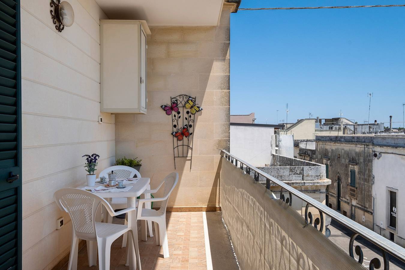 Le Crapare Apartment with Balcony and Air Conditioning