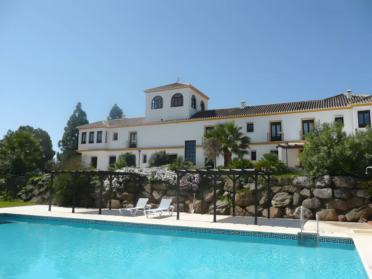 Casa de Campo 'Cortijo Puertoelperal' com Vista para a Montanha, Wi-Fi e Ar Condicionado in Almogía, Málaga Provincia