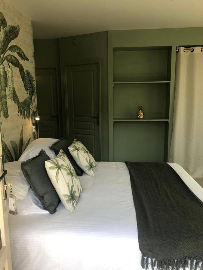 Hôtel pour 2 personnes, avec vue ainsi que jardin et piscine, animaux acceptés à Azay-le-Rideau - 4