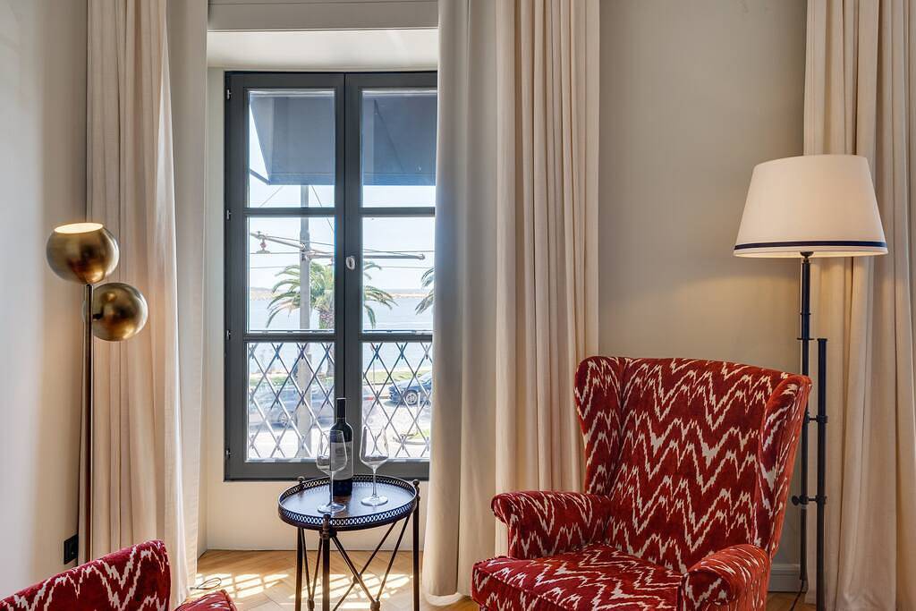 Ganze Wohnung, Portie Deluxe Suites #12 in Foz do Douro, Porto