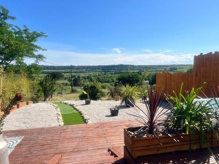 Location de vacances pour 2 personnes, avec jardin ainsi que jacuzzi et piscine à Montady - 2