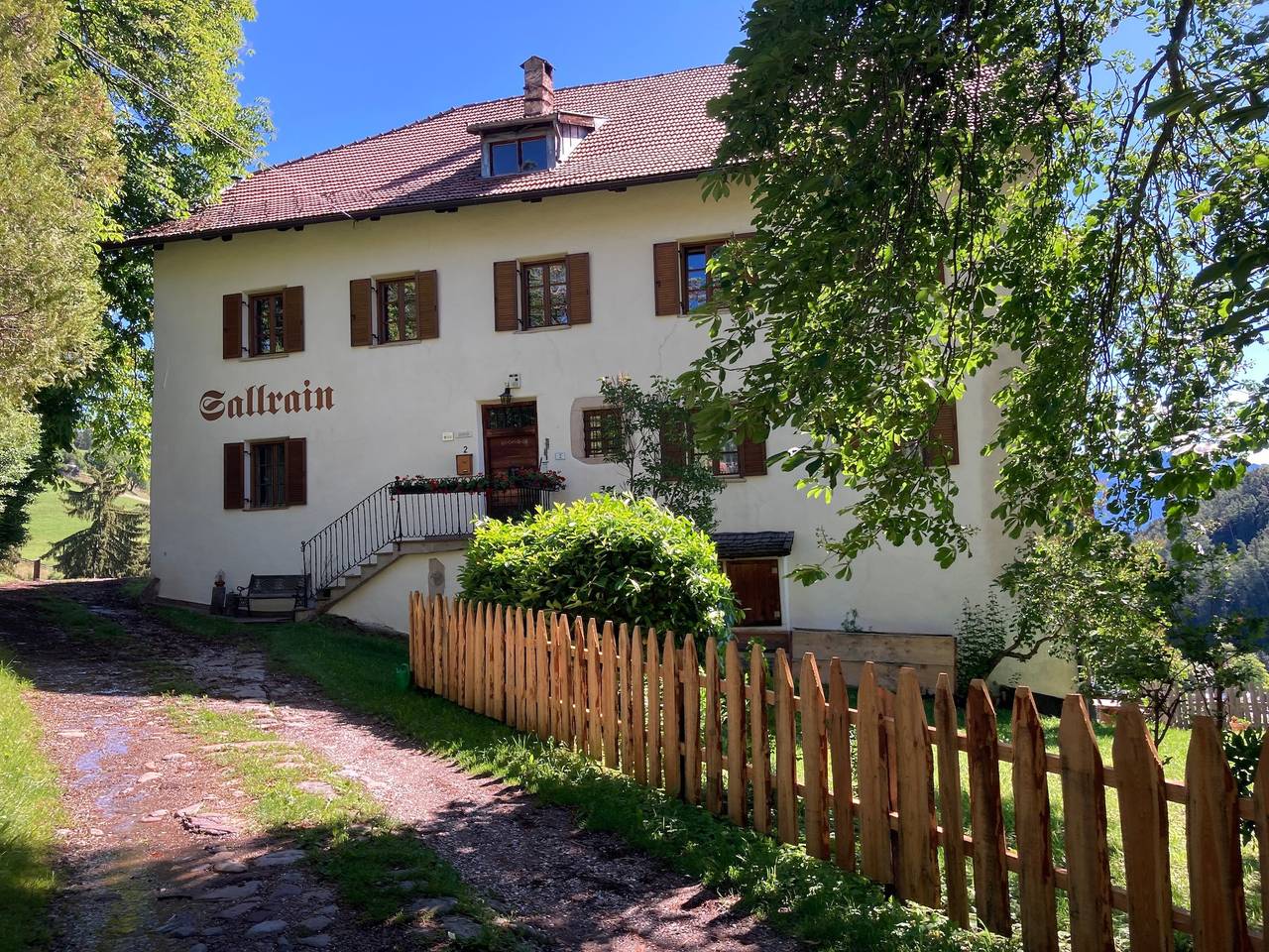 Ganze Wohnung, Ferienwohnung 'Sallrain Hof 1' mit Bergblick & Balkon in Klobenstein, Ritten
