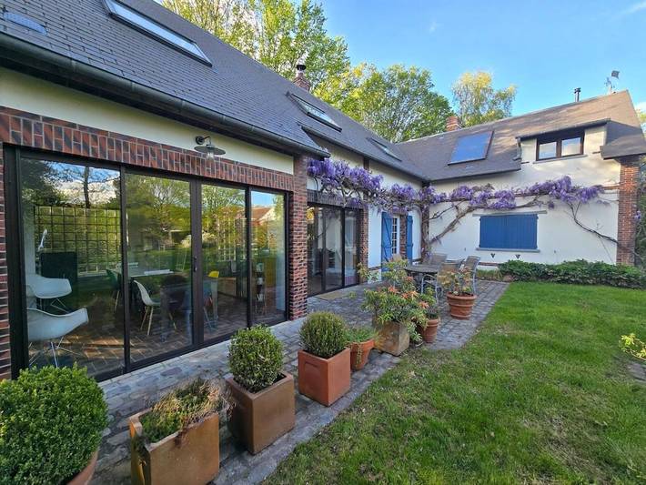 Location de vacances pour 6 personnes, avec terrasse et jardin dans Bâlines - 4