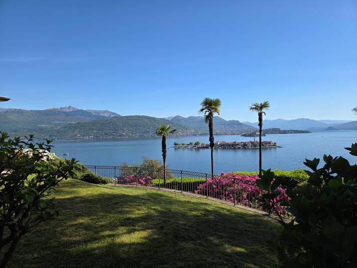 Appartement entier, Queen Apartment – Stunning Panoramic Island View in Baveno, Comune di Baveno