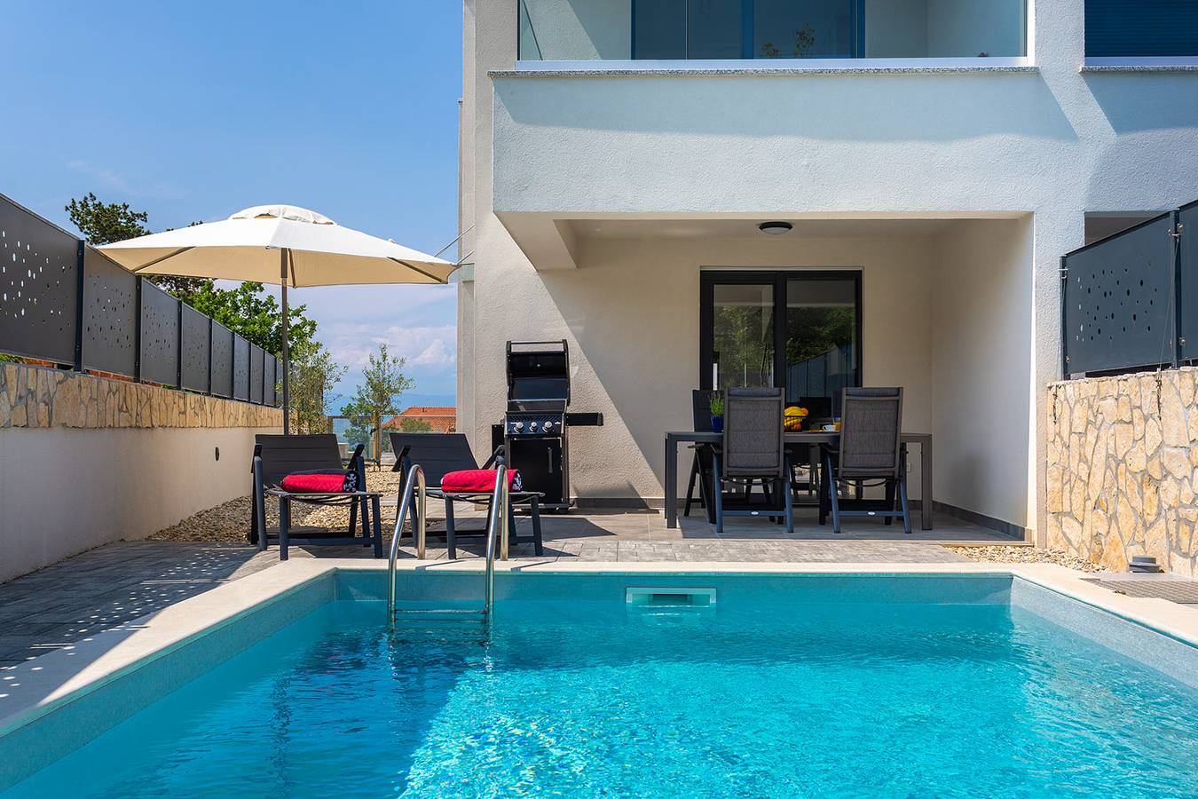 Villa Larus mit privatem Pool in Milcetici, Krk