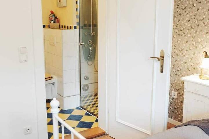Ganze Wohnung, Apartment "Old Rose" - neue FeWo im Herzen von Garmisch am Kurpark in Garmisch-Partenkirchen, Bayerische Alpen