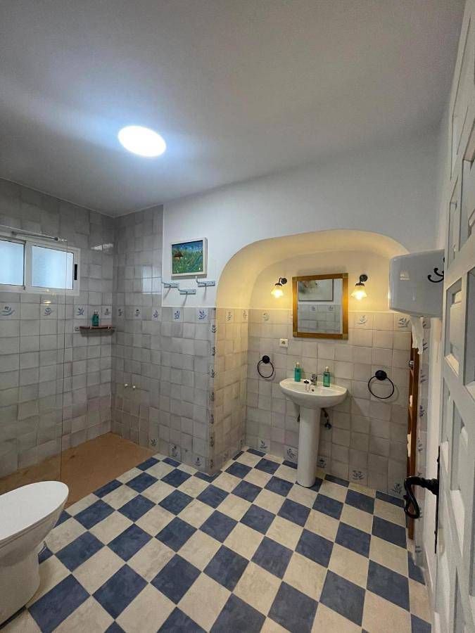 Location de vacances pour 3 personnes, avec vue ainsi que jardin et piscine, animaux acceptés à Carmona - 3