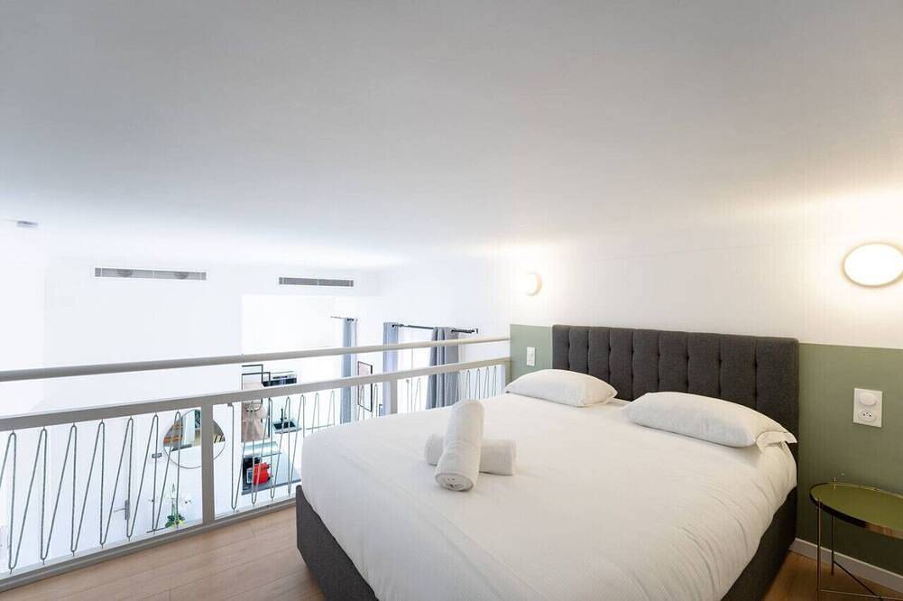 Entire apartment, Monaco Border - Luxury - Belle Epoque - Mezzanine in Beausoleil, Nice region