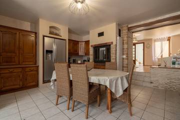 Gîte pour 6 personnes, avec terrasse à Bar-sur-Aube