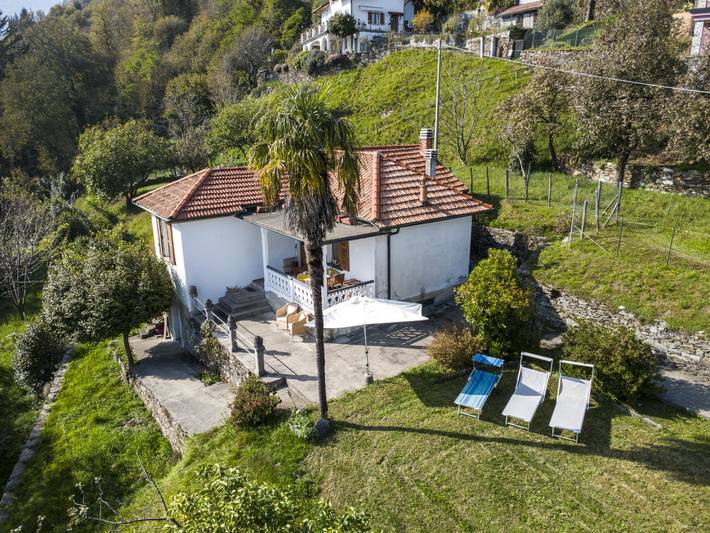 Ferienhaus für 5 Personen, mit Terrasse und Garten sowie Seeblick in Trarego Viggiona - 2