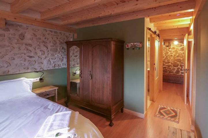 Apartamento entero, Casa  Candonga Apto Abajo in Frías, Cordillera Cantábrica