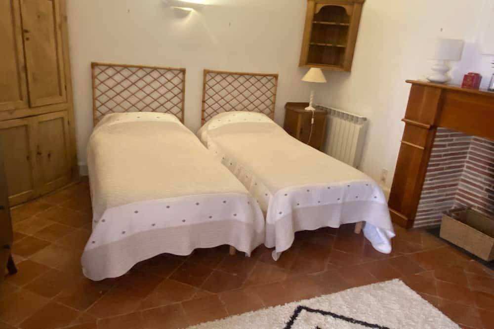Beautiful family country house in La Sauvetat, Gers