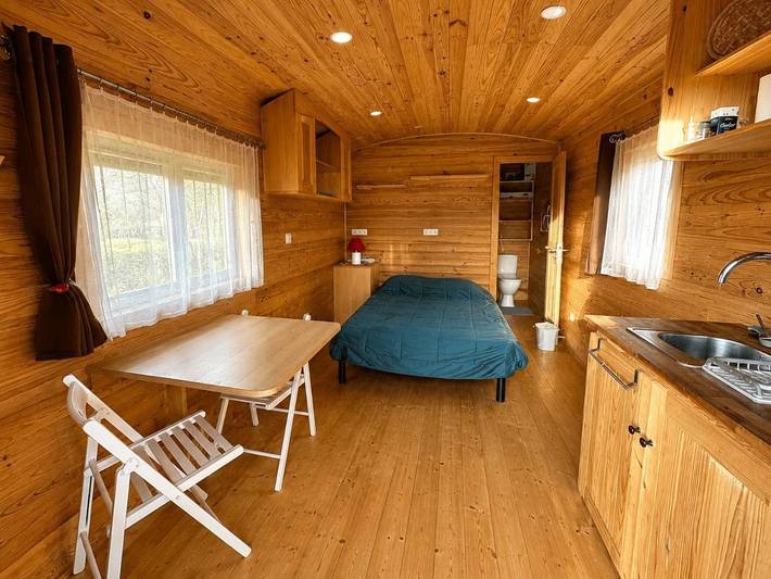 Location de vacances pour 2 personnes, avec Balcon et Terrasse ainsi que Jardin et Piscine à Naujac-sur-Mer - 4