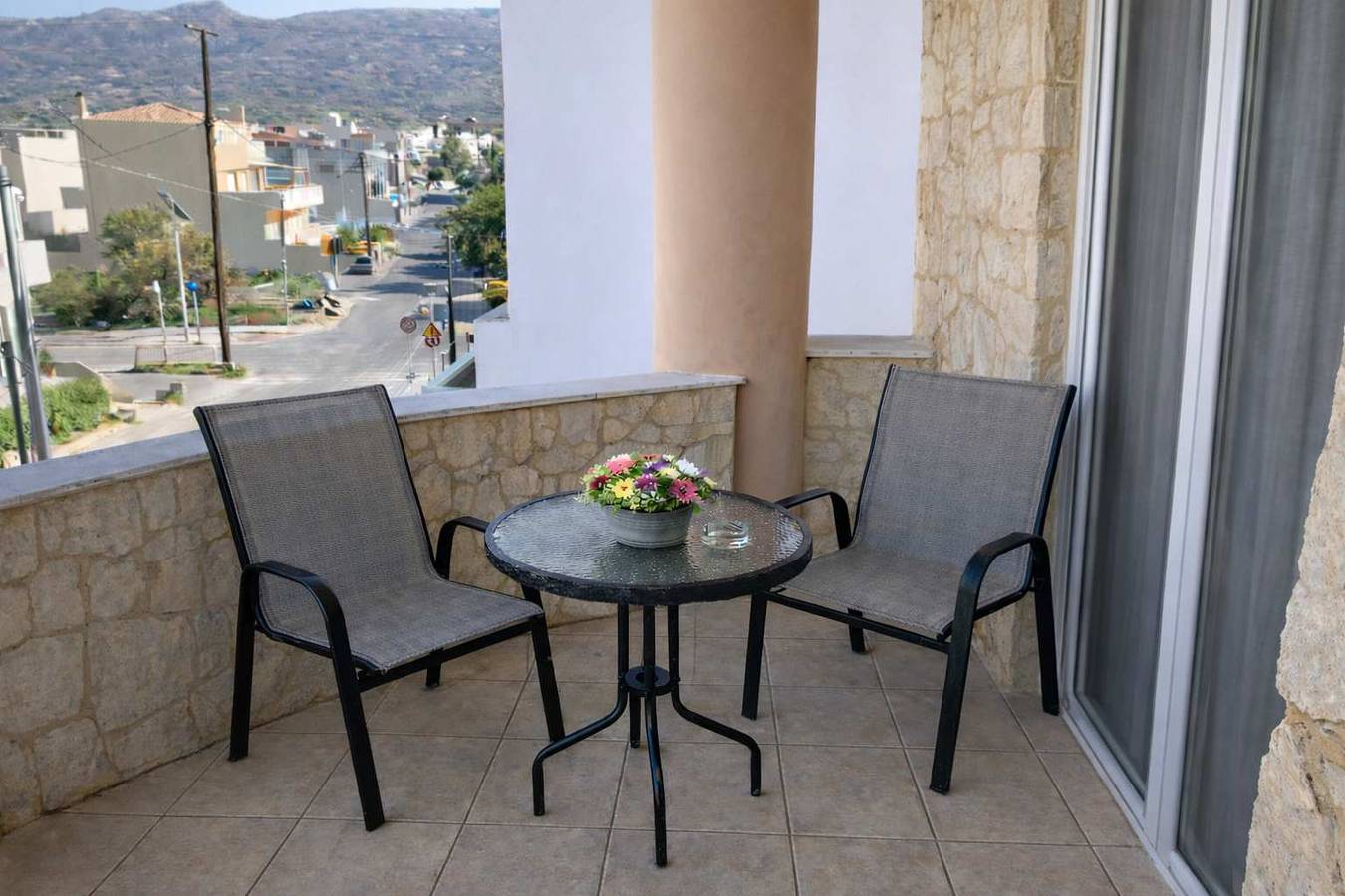 Ganzes Studio, Crete Studios - Sitia Sunny Retreat with Balcony in Sitia, Lasithi
