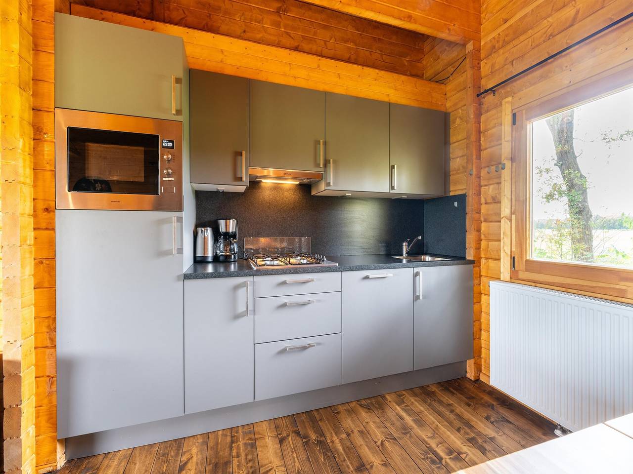 Chalet in Brabant bij natuurgebieden in Valkenswaard, Noord-Brabant